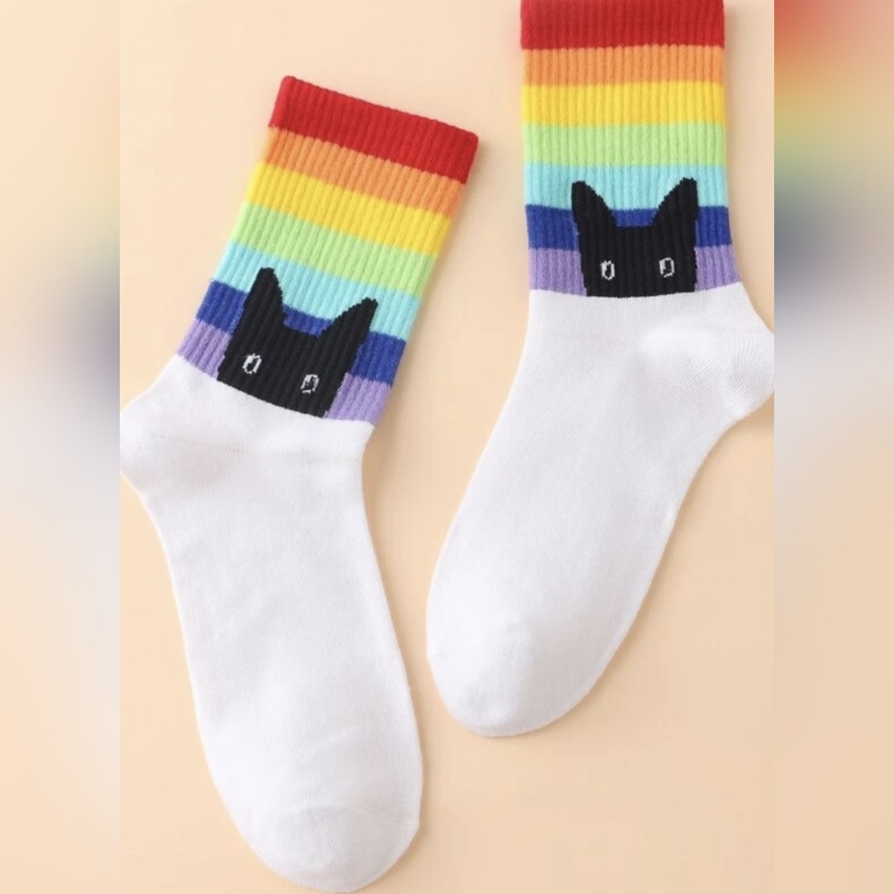 RAINBOW Kitty Socks!    White W-Crew - Picture 2 of 3